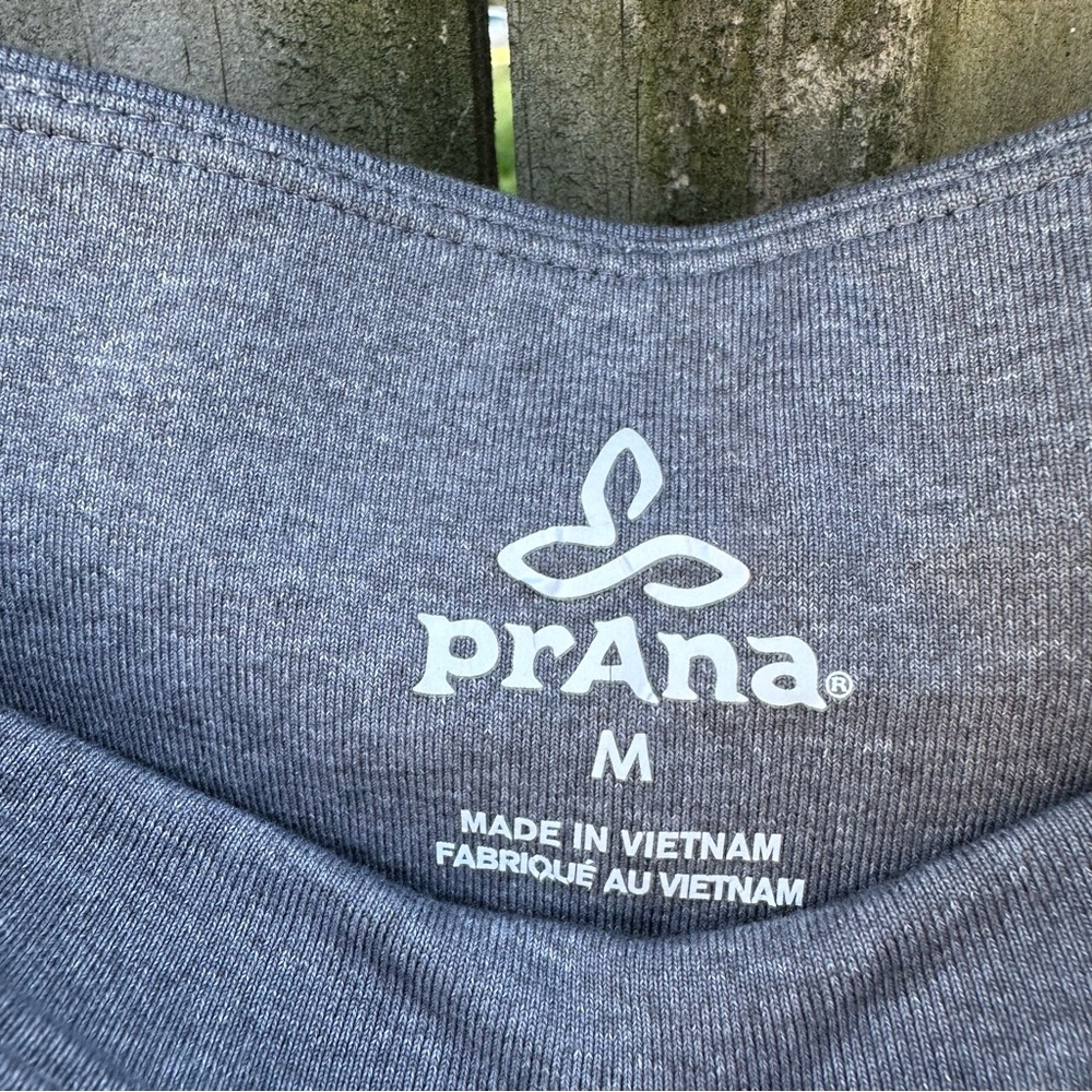 Prana Chakara Capri‎ Legging Heather Gray Size Medium - Picture 5 of 10